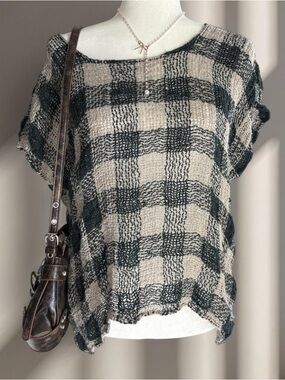 Relaxed Check Knit Top in Black and Cream